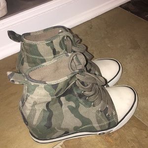 camo sneaker high top wedge